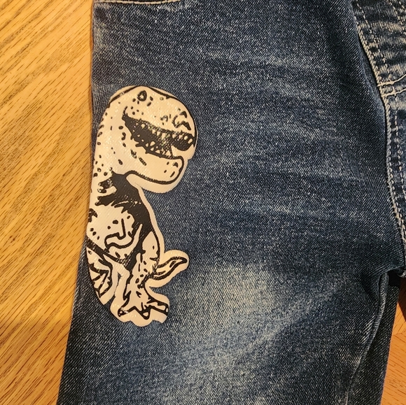 Dinosaur Boys Clothing Bundle, 5t - Picture 11 of 13